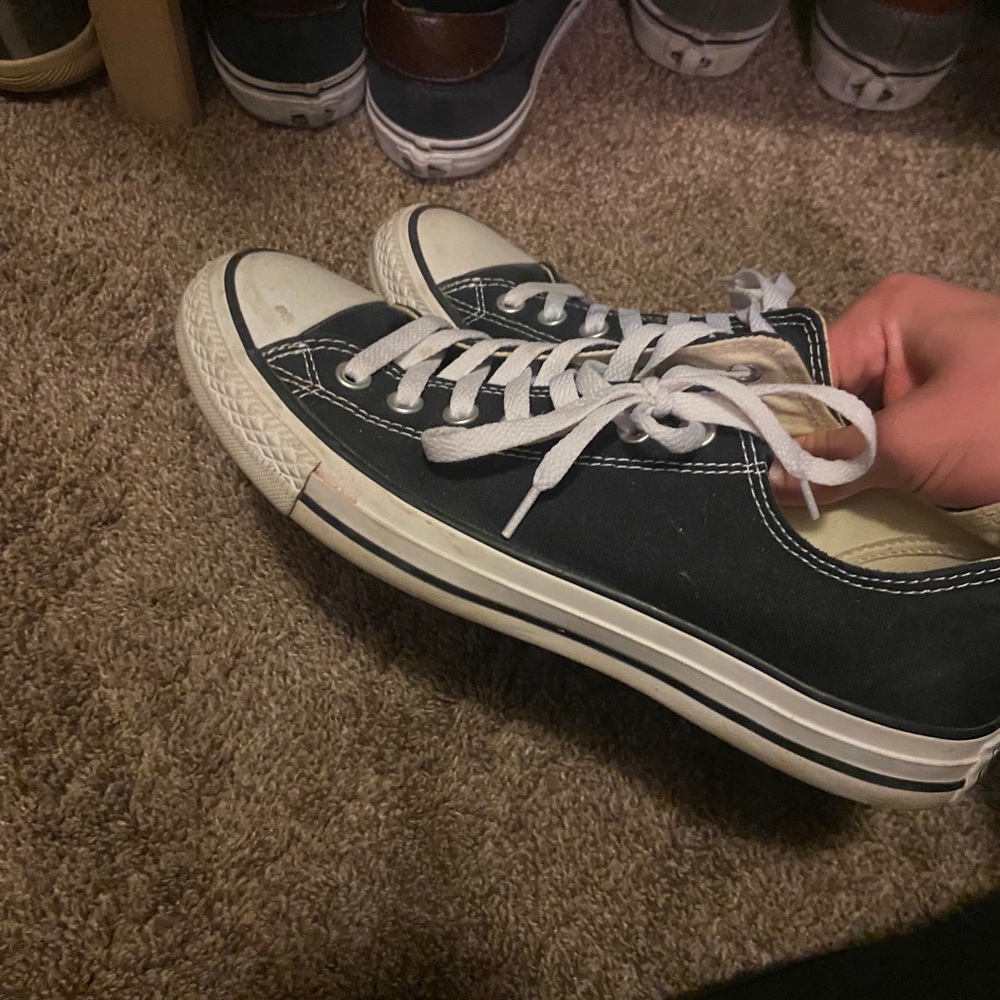 converse - Picture 2 of 2